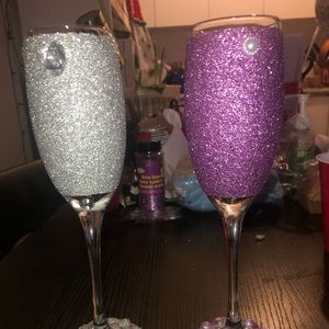 Glitter wine glasses!! 2 for 15!